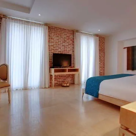 San Diego 974 Aparthotel 5*