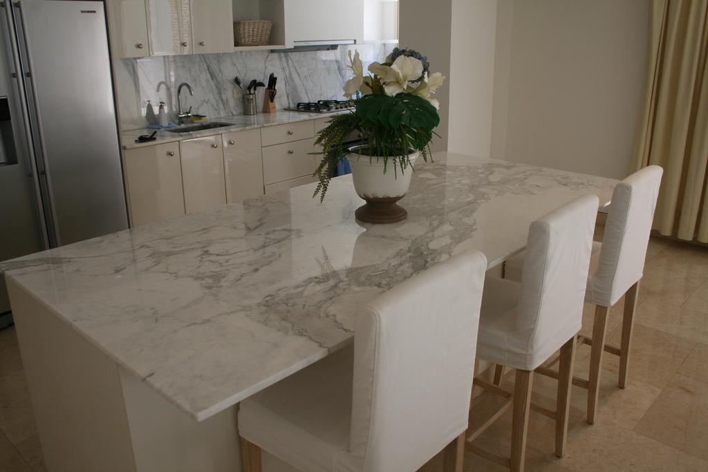 San Diego 974 Apartahotel